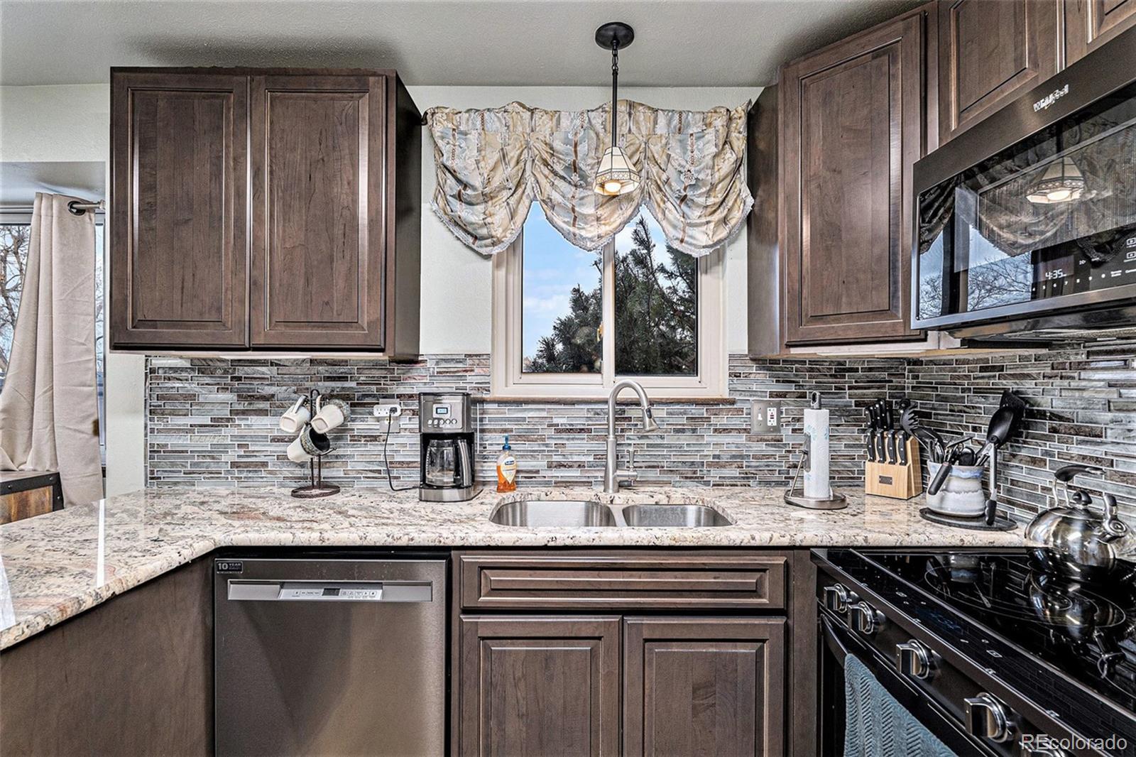 MLS Image #16 for 2652 s sable way,aurora, Colorado