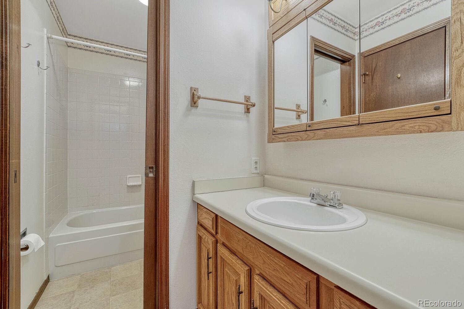 MLS Image #21 for 8621 e yale avenue f,denver, Colorado