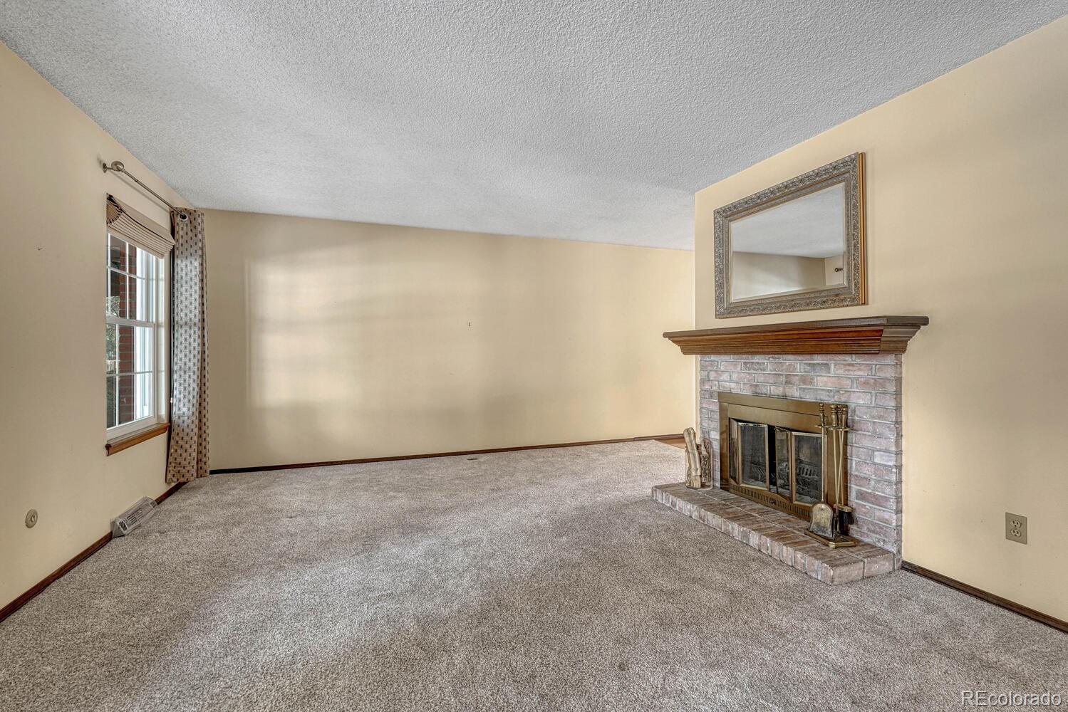 MLS Image #7 for 8621 e yale avenue f,denver, Colorado