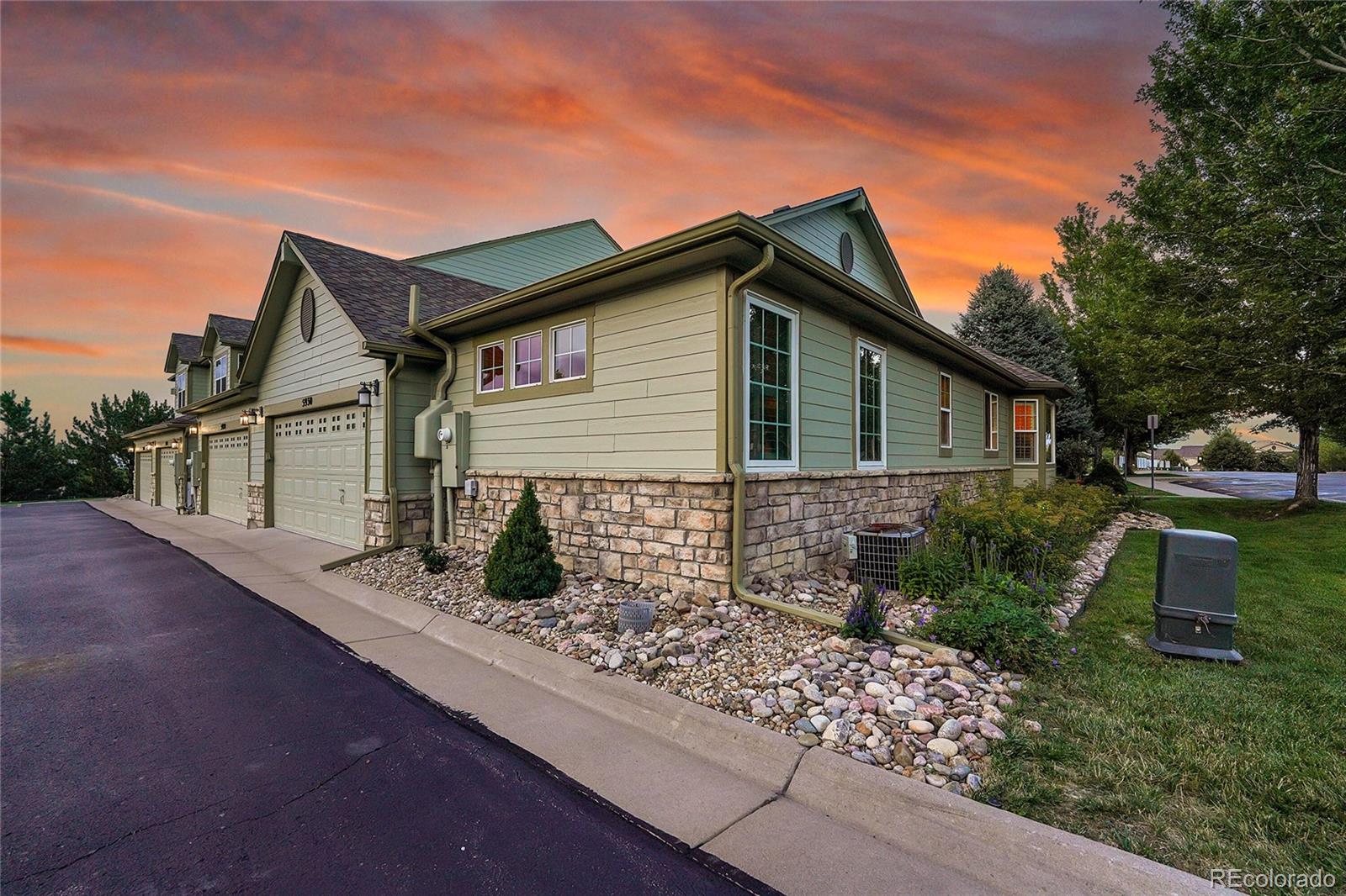 MLS Image #38 for 5930 s yank way,littleton, Colorado