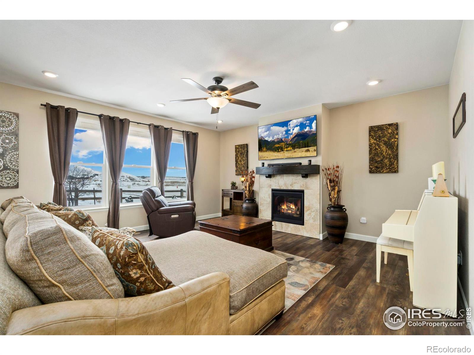 MLS Image #5 for 4197  chasm lake drive,loveland, Colorado