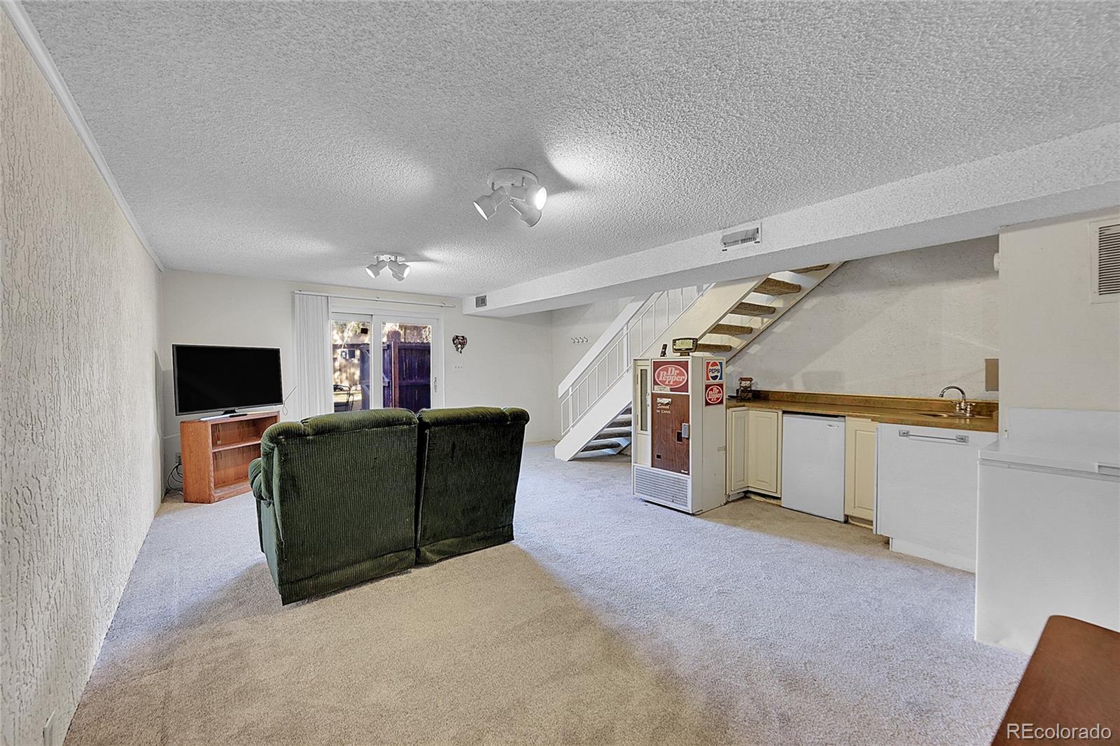 MLS Image #18 for 7360 e princeton avenue,denver, Colorado