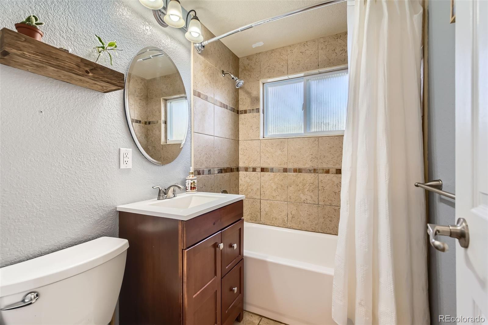 MLS Image #15 for 3720 s hazel court,englewood, Colorado