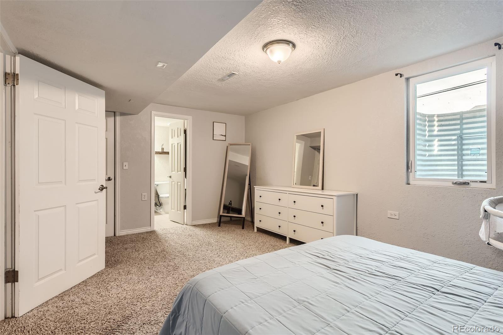 MLS Image #21 for 3720 s hazel court,englewood, Colorado