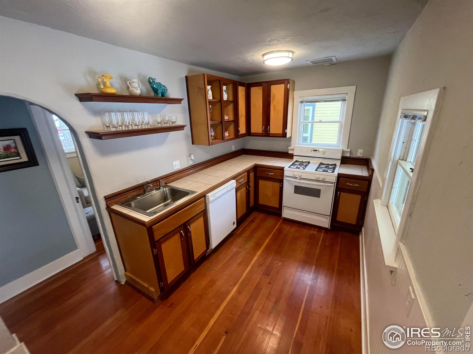 MLS Image #11 for 816  maple street,fort collins, Colorado