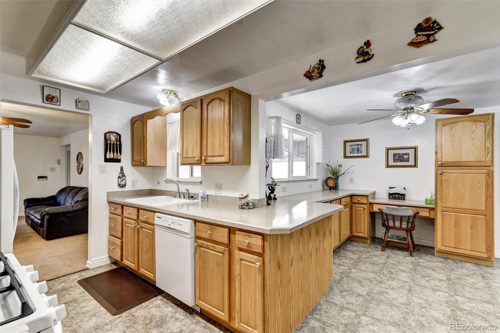 MLS Image #11 for 6043  field street,arvada, Colorado