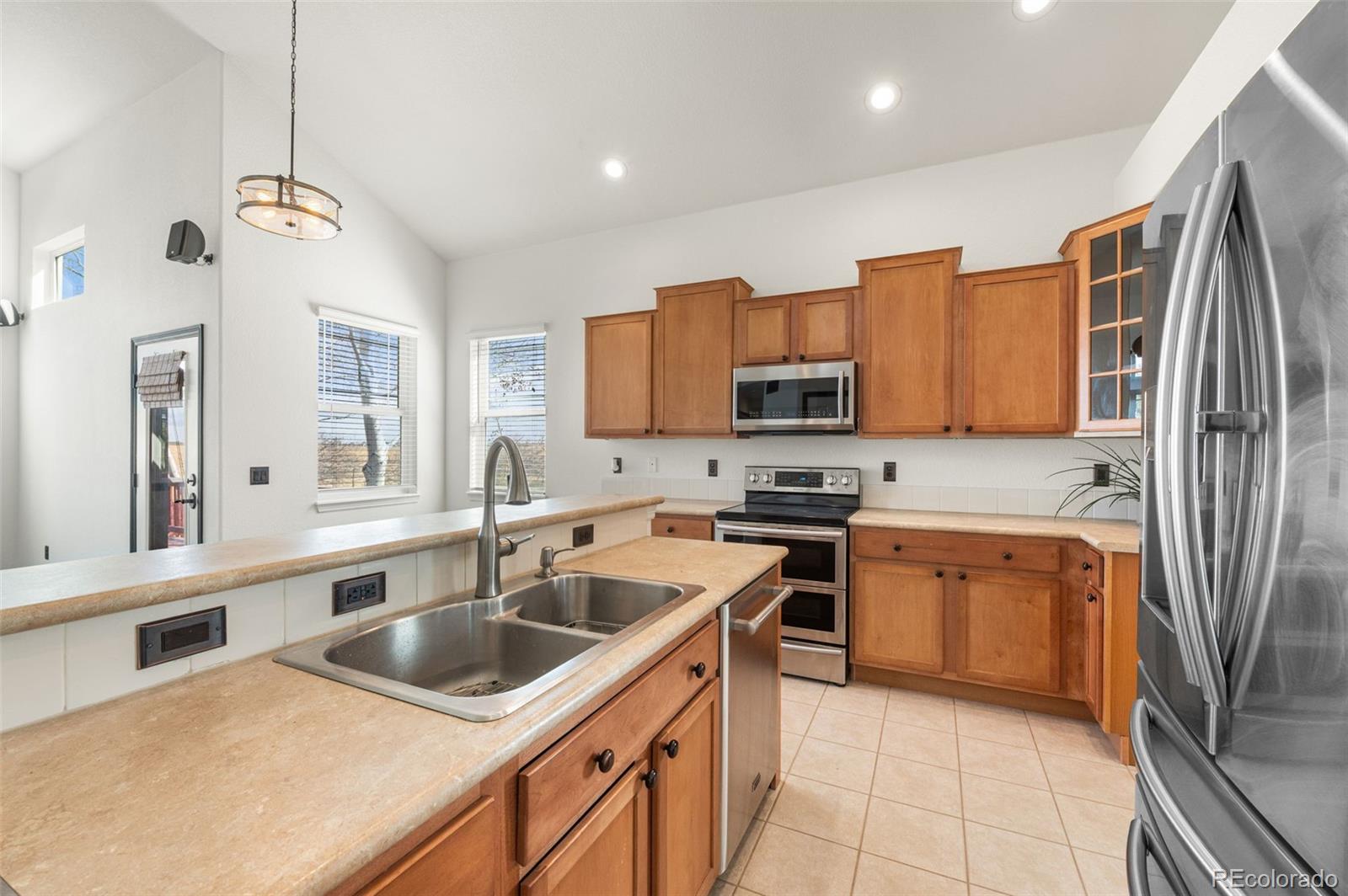 MLS Image #11 for 25871 e 5th place,aurora, Colorado
