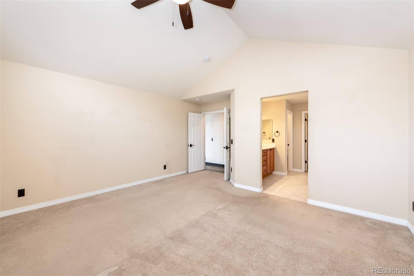MLS Image #18 for 25871 e 5th place,aurora, Colorado