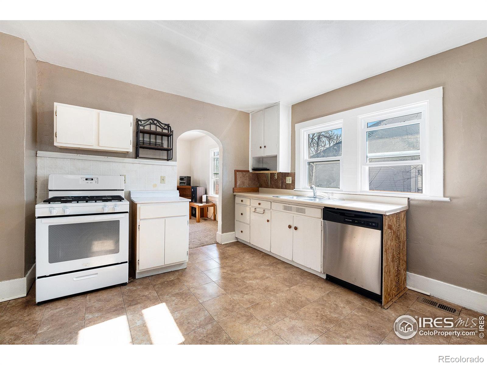 MLS Image #8 for 621  endicott street,fort collins, Colorado