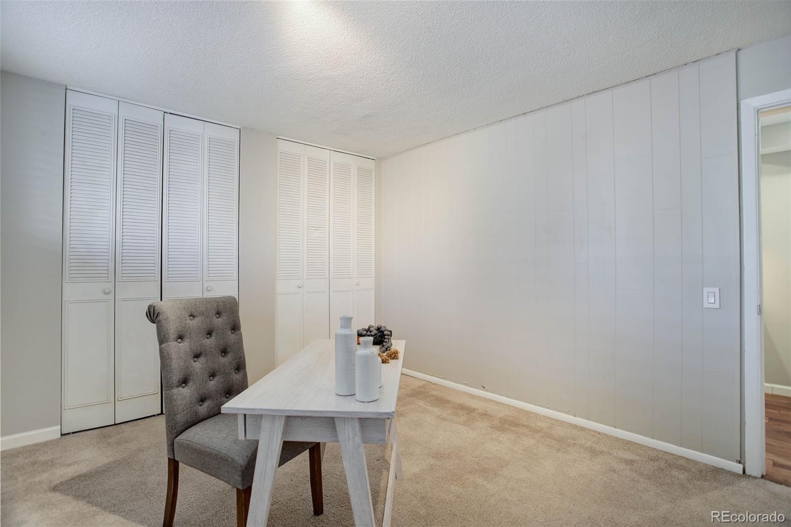 MLS Image #19 for 909 n logan street 1b,denver, Colorado