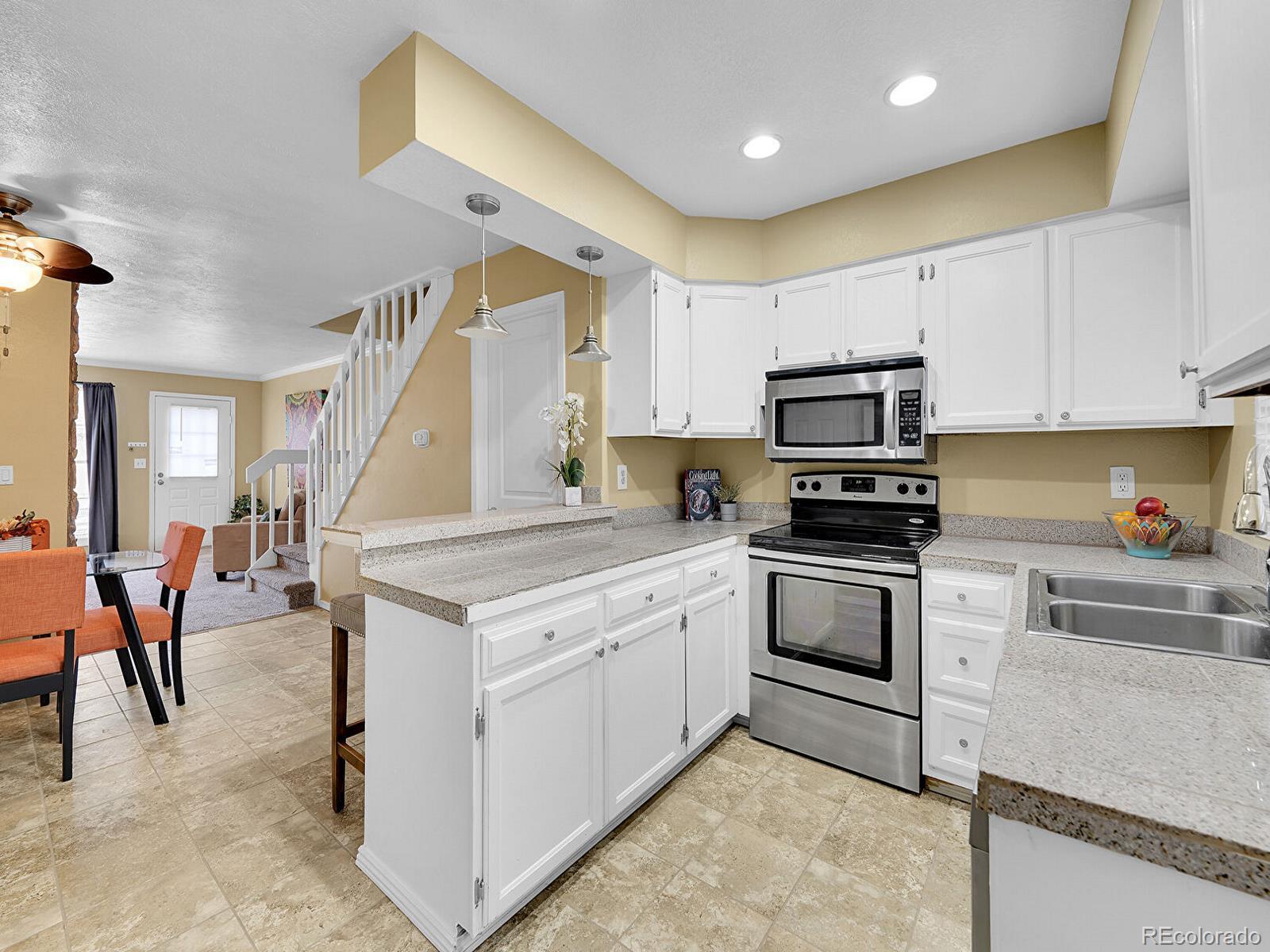 MLS Image #13 for 2687 e nichols circle,centennial, Colorado