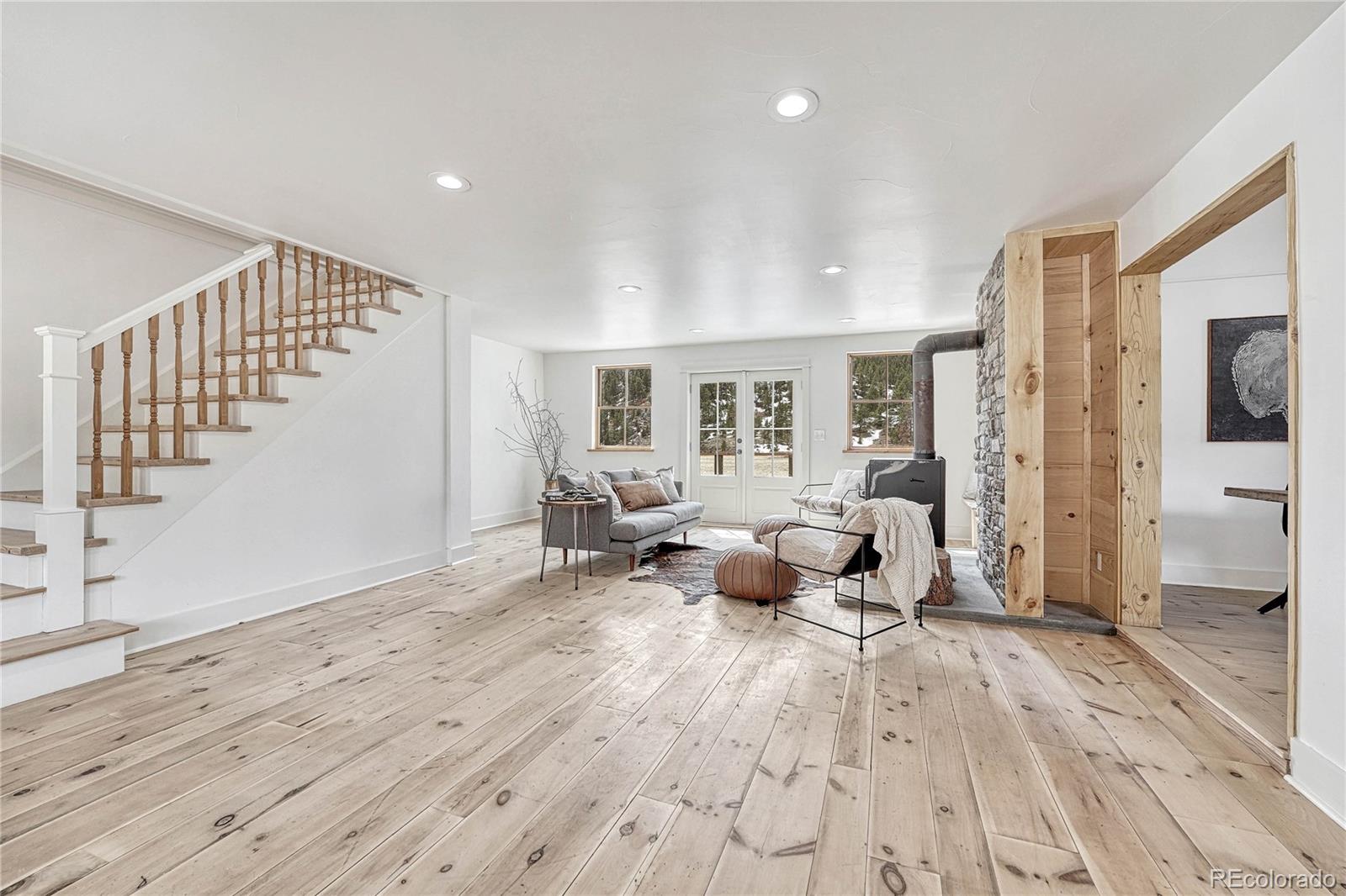 MLS Image #2 for 1636  lakemoor drive,florissant, Colorado