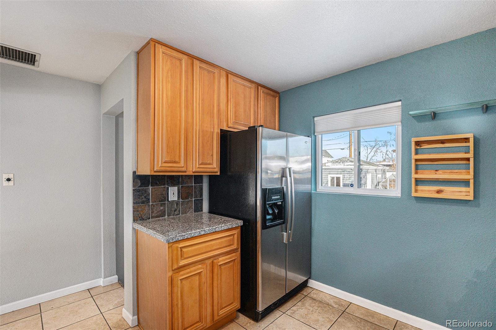 MLS Image #12 for 2480 s bannock street,denver, Colorado