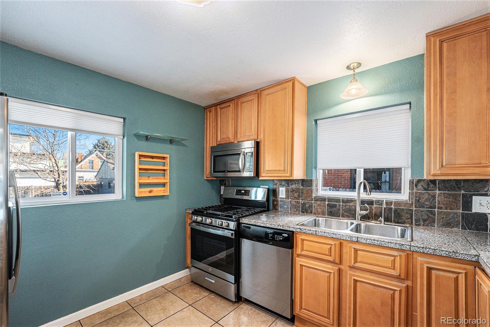 MLS Image #13 for 2480 s bannock street,denver, Colorado