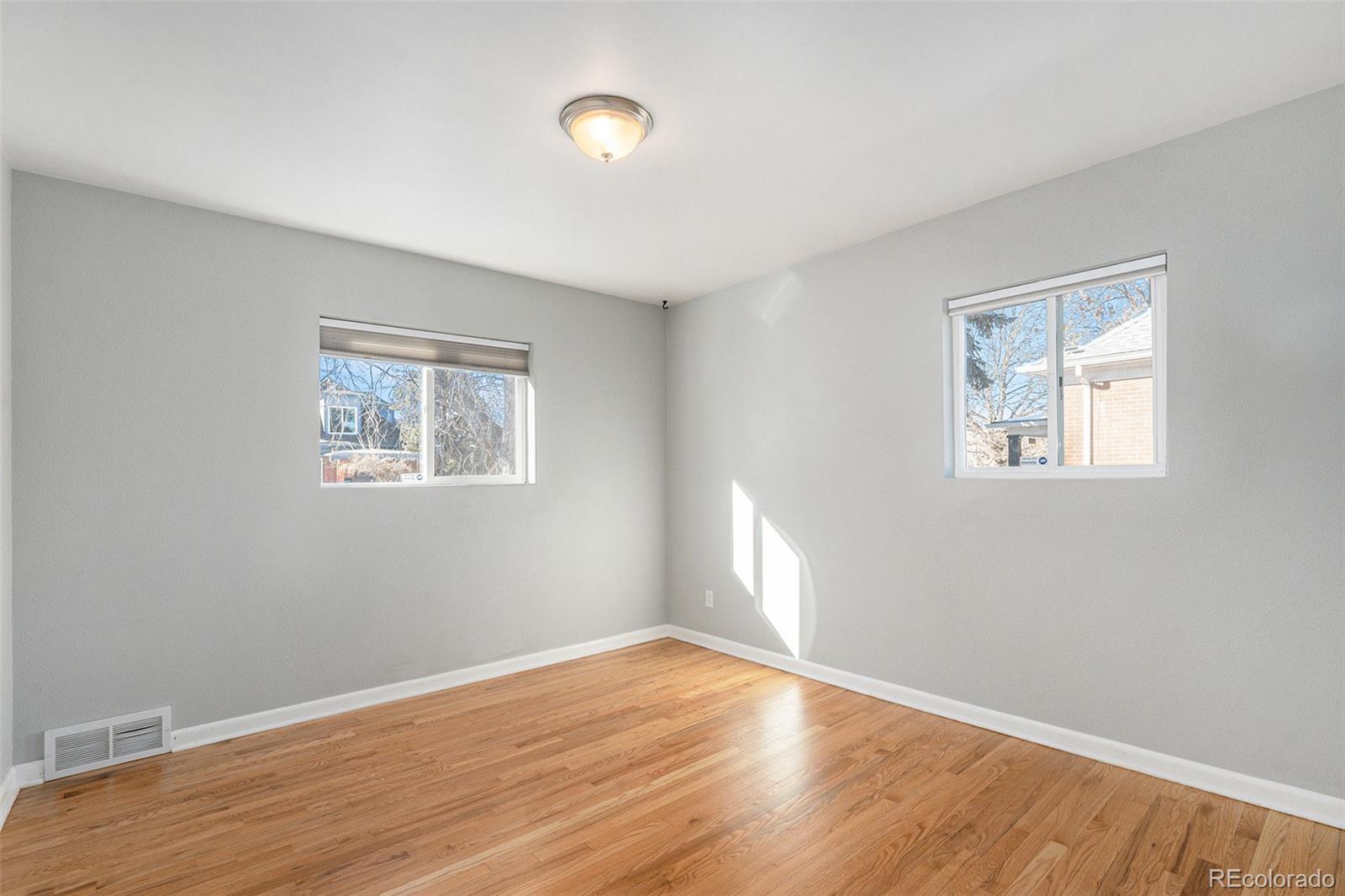 MLS Image #14 for 2480 s bannock street,denver, Colorado