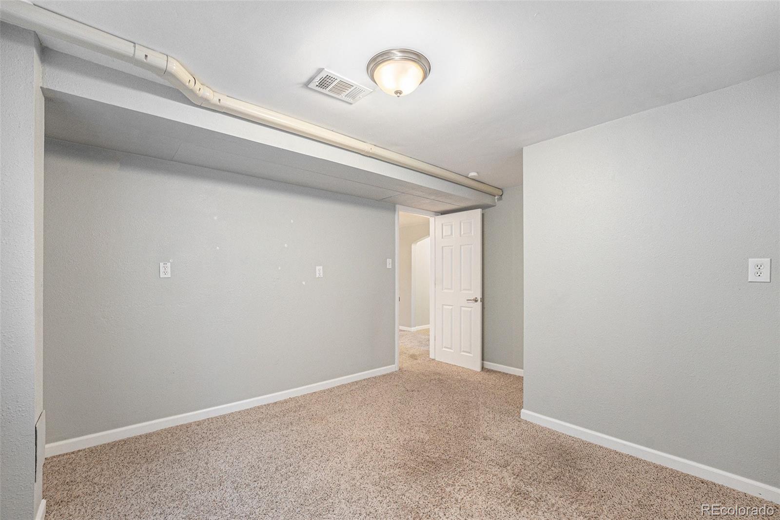 MLS Image #21 for 2480 s bannock street,denver, Colorado