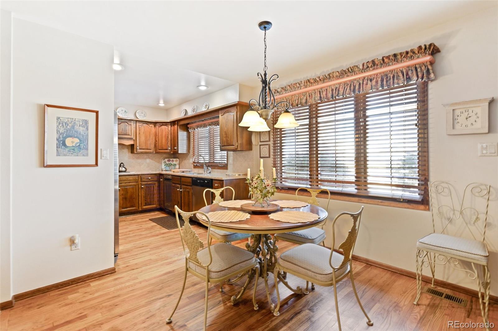 MLS Image #14 for 119  miramar drive,colorado springs, Colorado