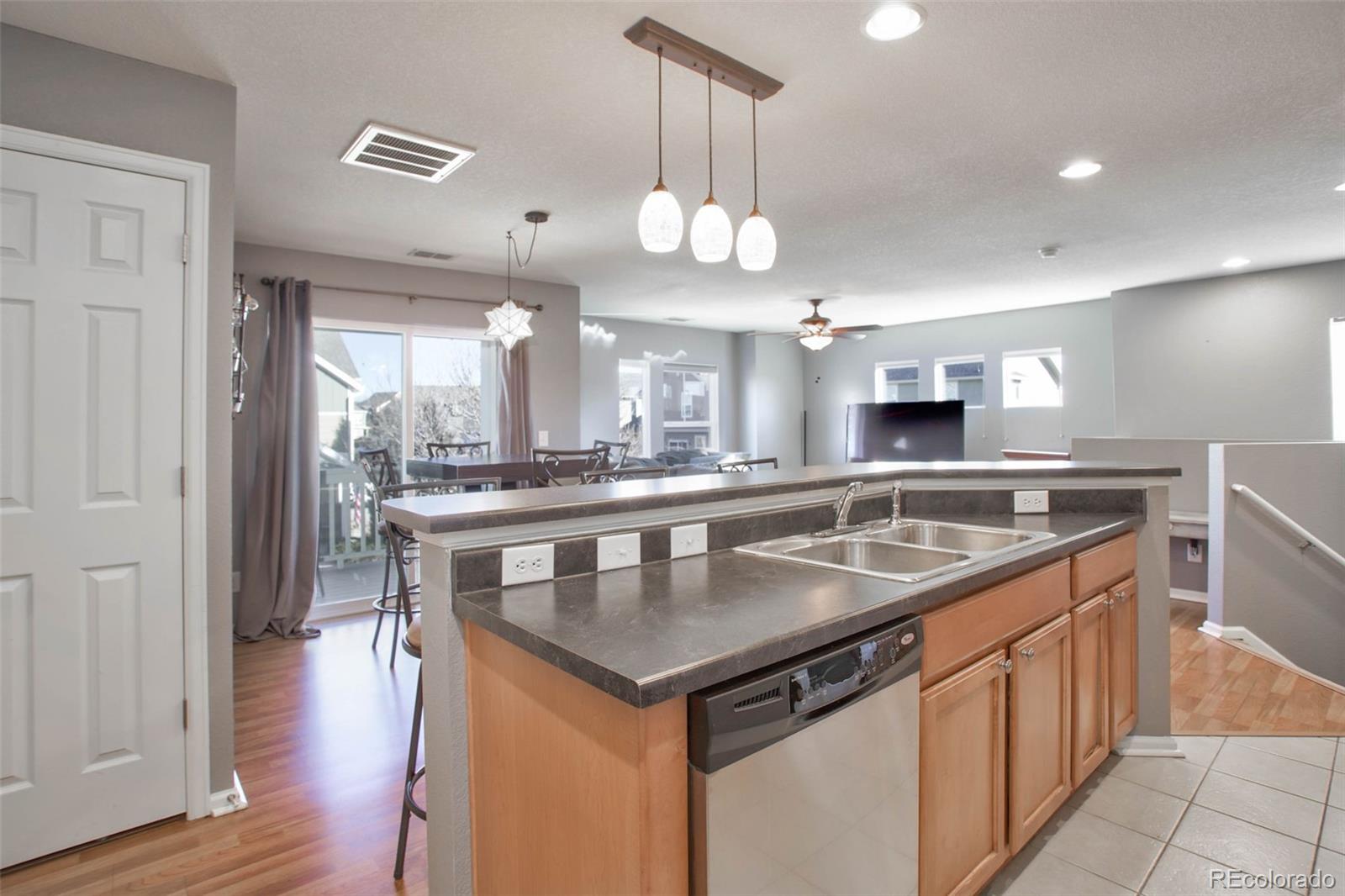 MLS Image #4 for 11844  oak hill way a,commerce city, Colorado