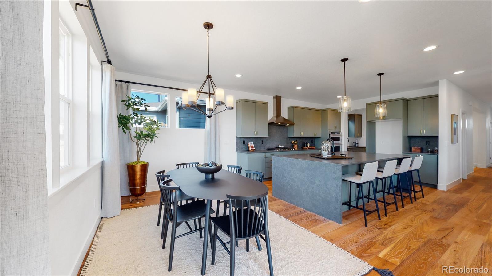 MLS Image #15 for 2980 e 102nd place,denver, Colorado