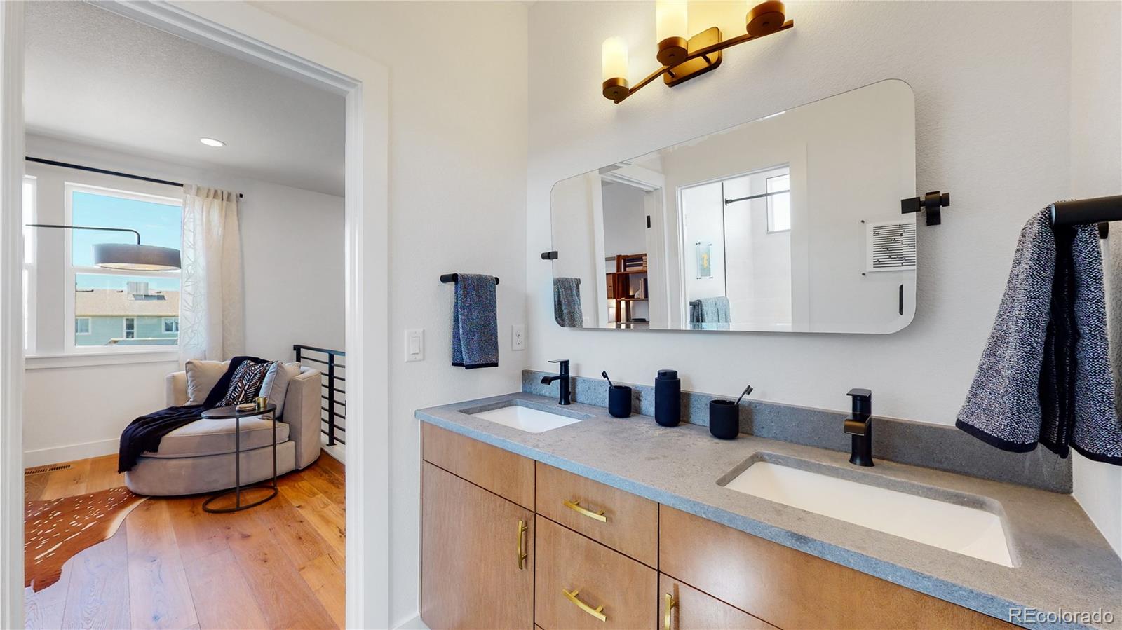 MLS Image #19 for 2980 e 102nd place,denver, Colorado