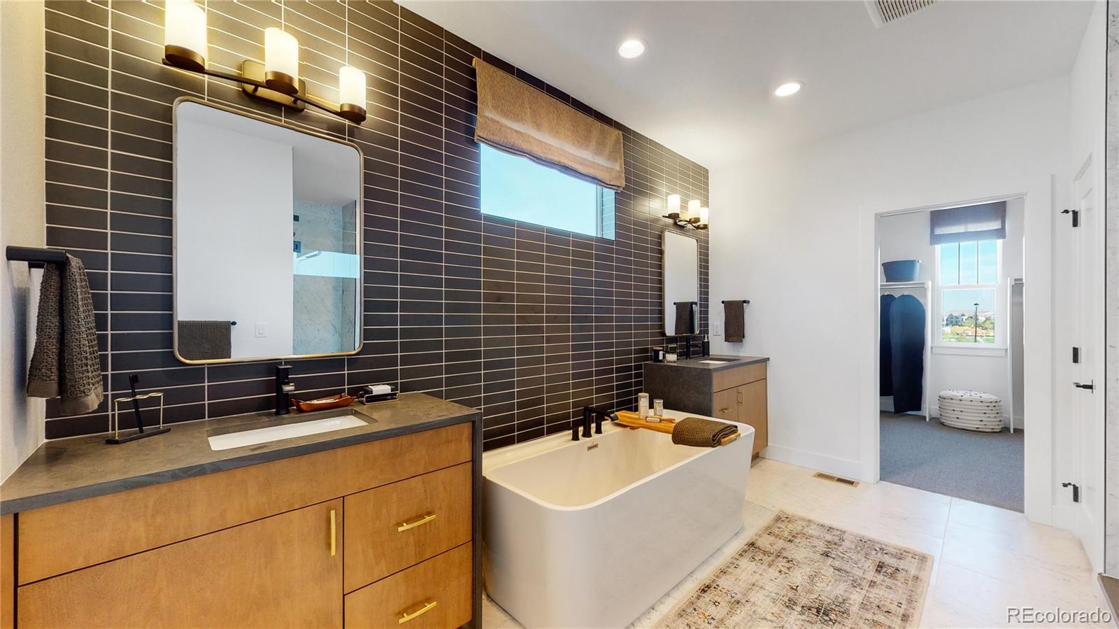 MLS Image #24 for 2980 e 102nd place,denver, Colorado