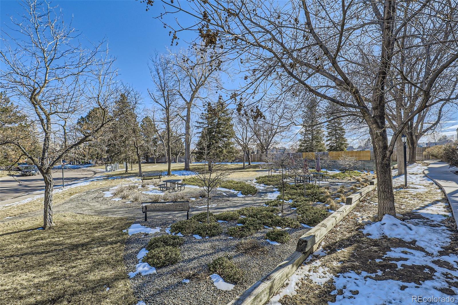 MLS Image #3 for 7725 s cove circle,centennial, Colorado