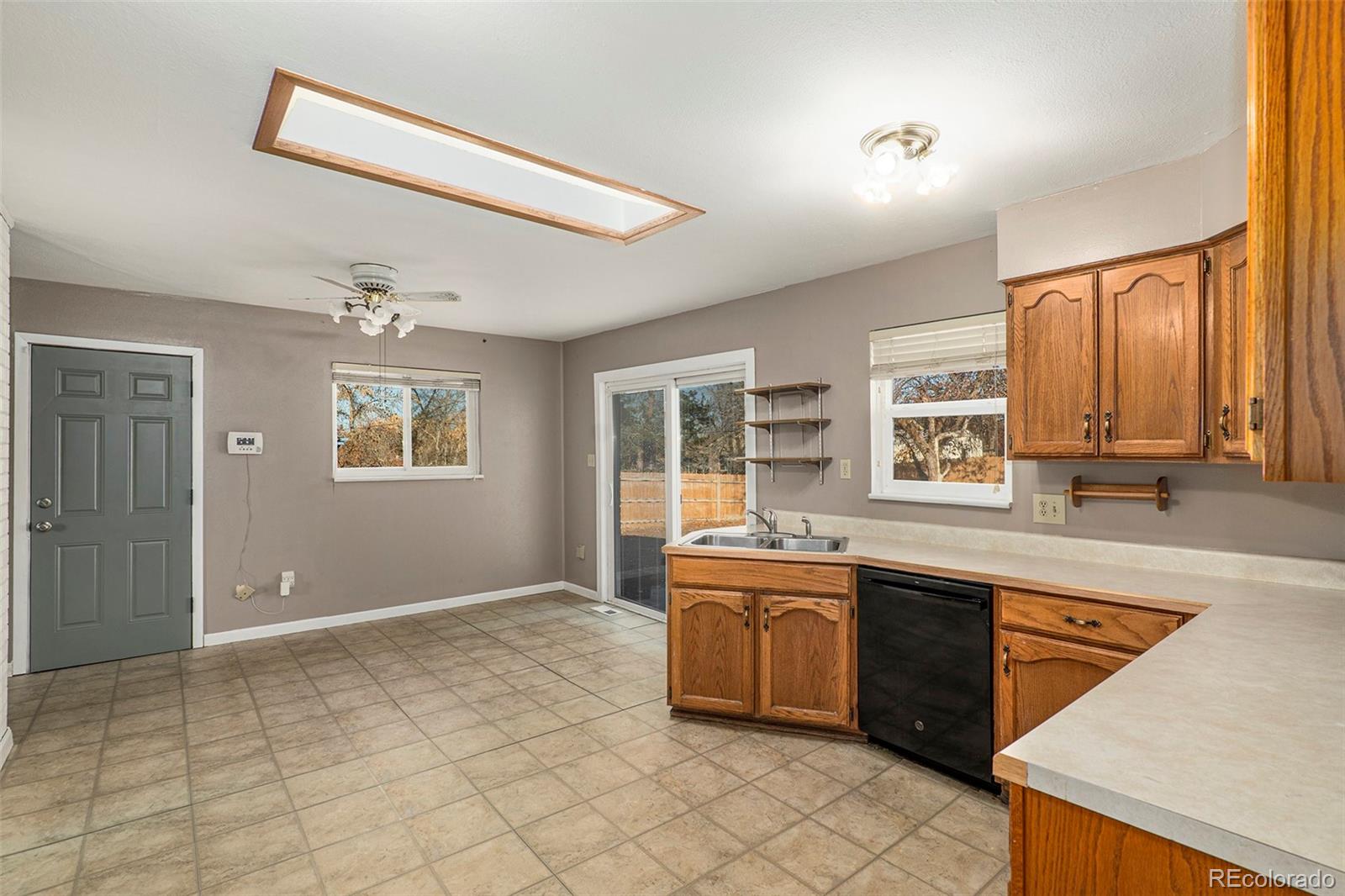 MLS Image #4 for 406  titan court,aurora, Colorado