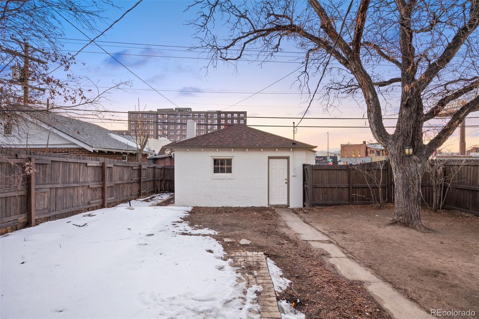 MLS Image #42 for 1901 s lincoln street,denver, Colorado