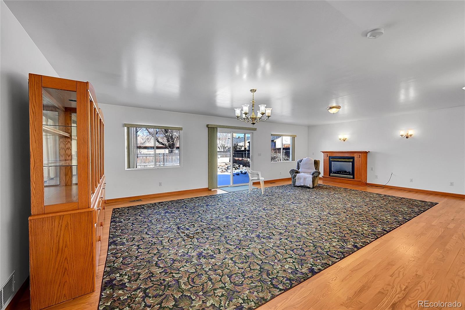 MLS Image #12 for 5621  demott avenue,commerce city, Colorado