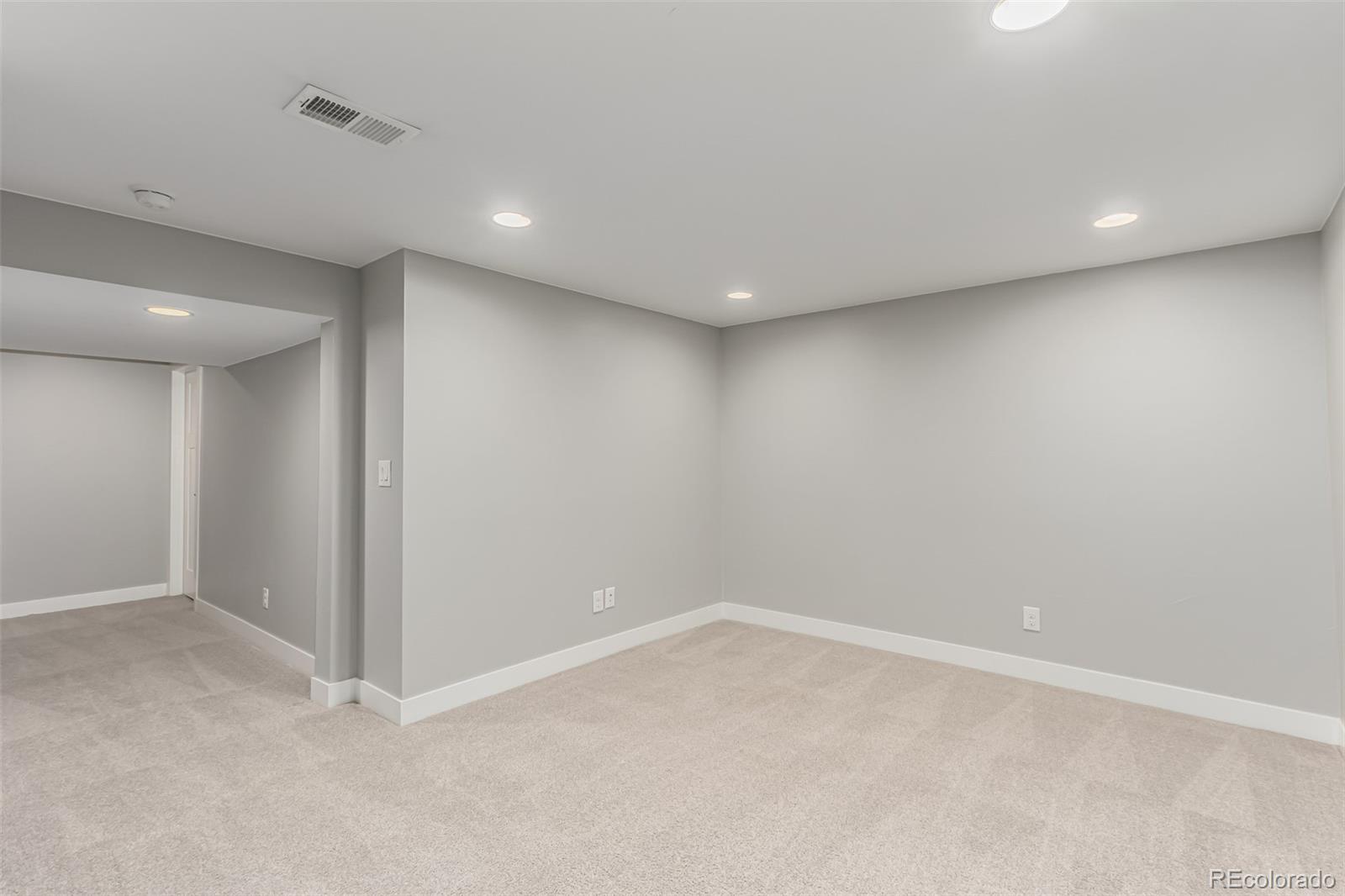 MLS Image #26 for 8783 e phillips place,centennial, Colorado