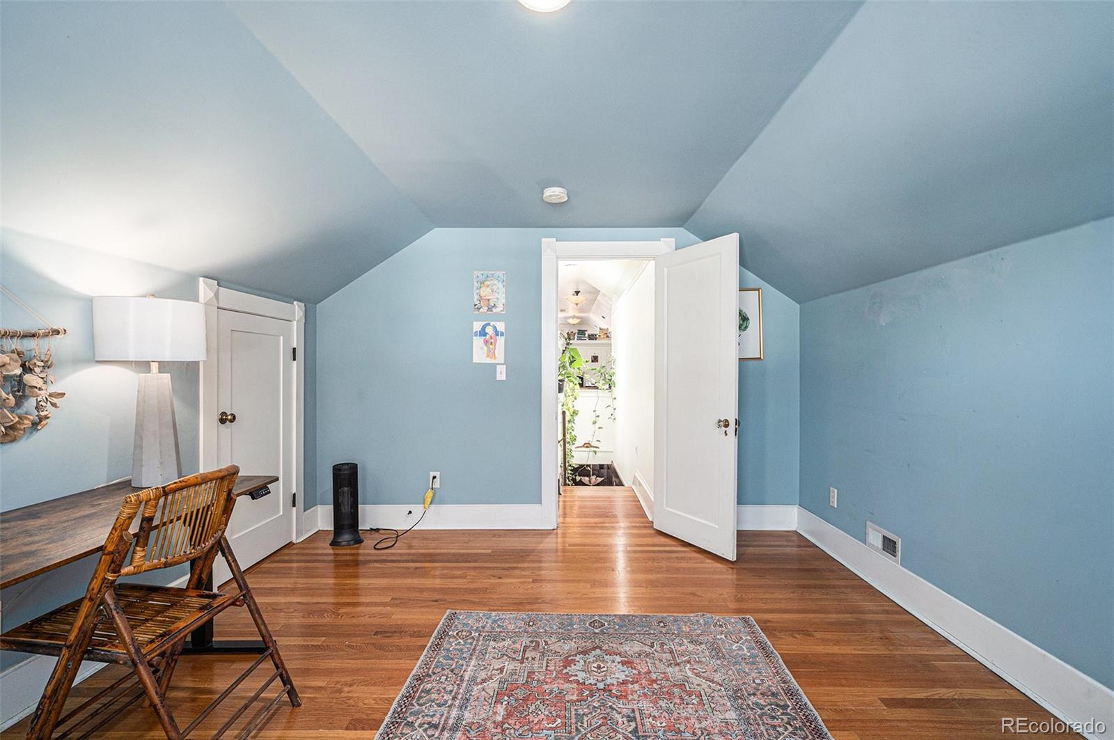 MLS Image #21 for 2215 n york street,denver, Colorado