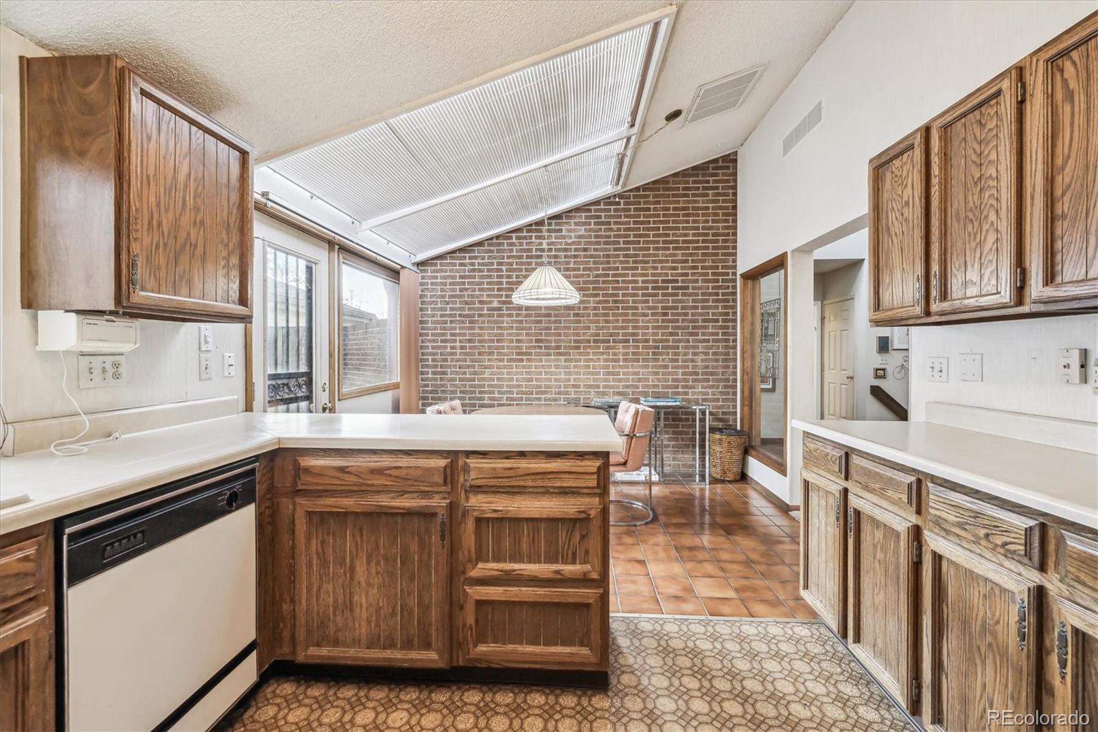 MLS Image #15 for 3333 e florida avenue,denver, Colorado