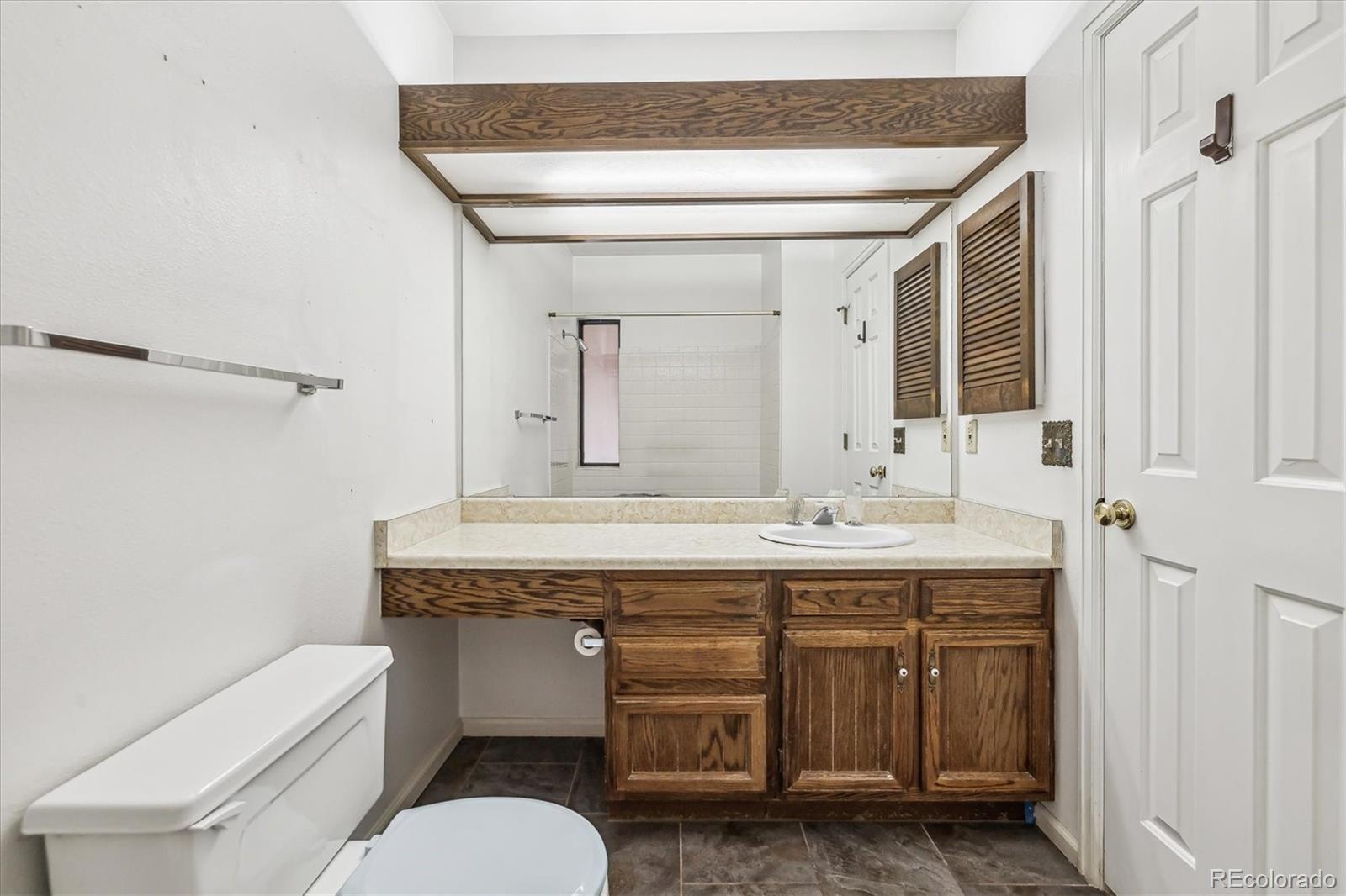 MLS Image #23 for 3333 e florida avenue,denver, Colorado