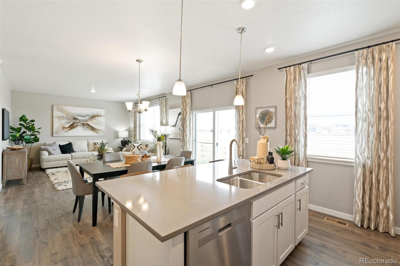 MLS Image #10 for 432  hummingbird lane,johnstown, Colorado