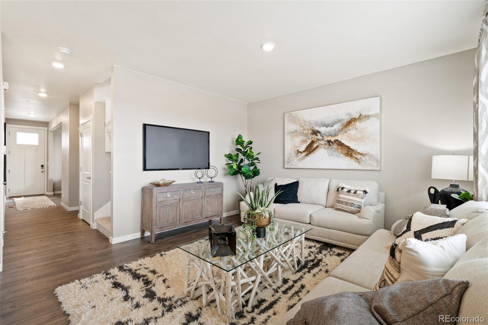 MLS Image #3 for 432  hummingbird lane,johnstown, Colorado