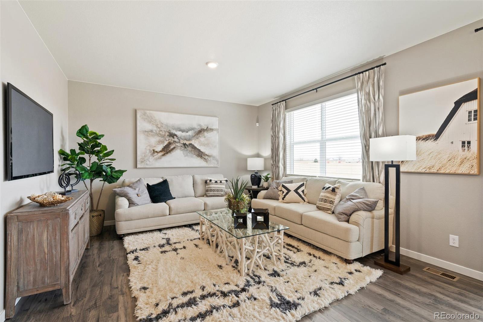 MLS Image #4 for 432  hummingbird lane,johnstown, Colorado