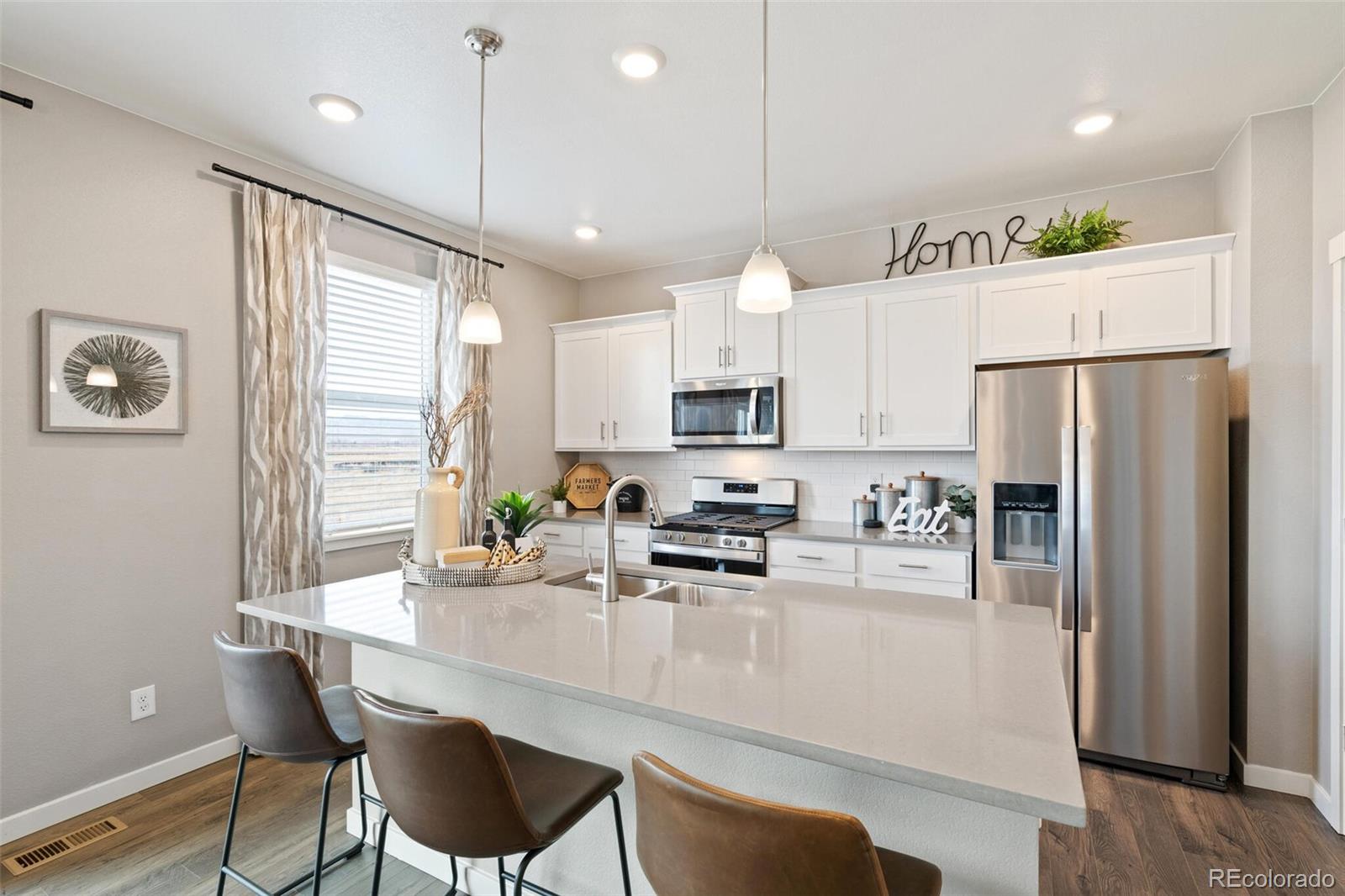 MLS Image #7 for 432  hummingbird lane,johnstown, Colorado