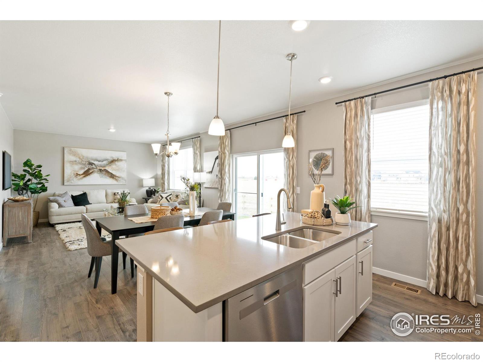 MLS Image #10 for 432  hummingbird lane,johnstown, Colorado