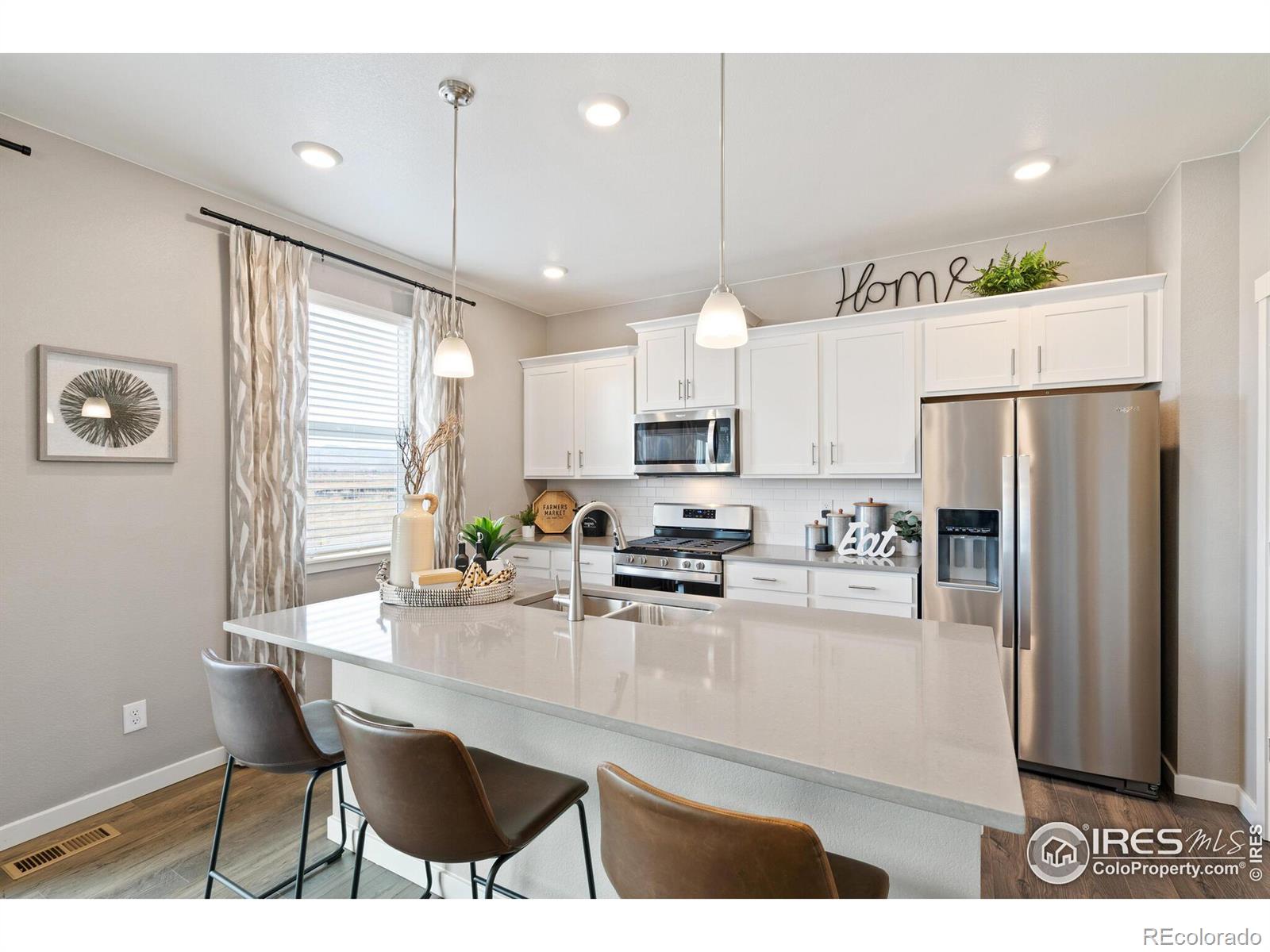 MLS Image #7 for 432  hummingbird lane,johnstown, Colorado