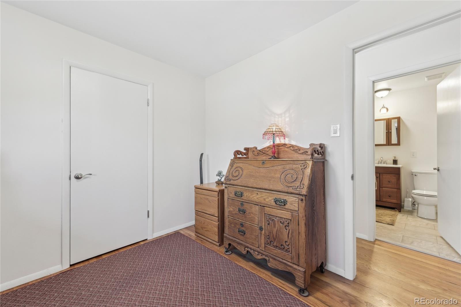 MLS Image #15 for 2677 s newport street,denver, Colorado