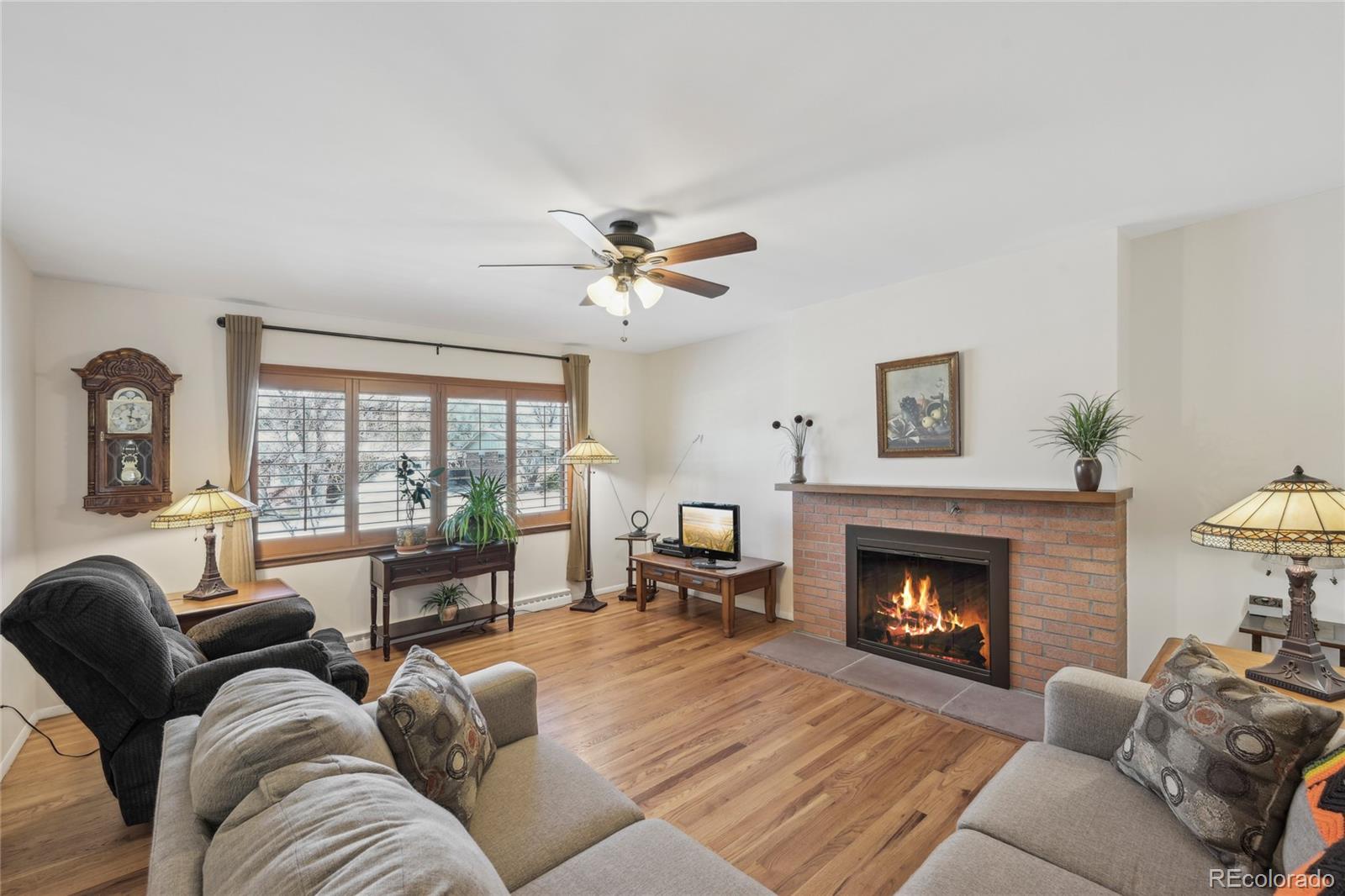 MLS Image #4 for 2677 s newport street,denver, Colorado