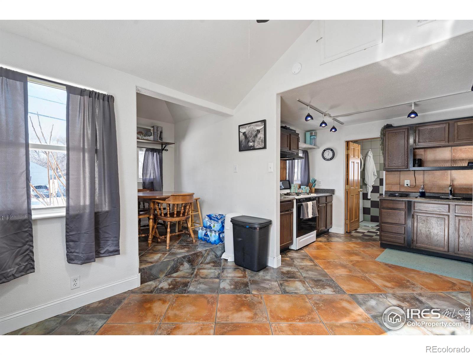 MLS Image #12 for 2025  5th avenue,greeley, Colorado