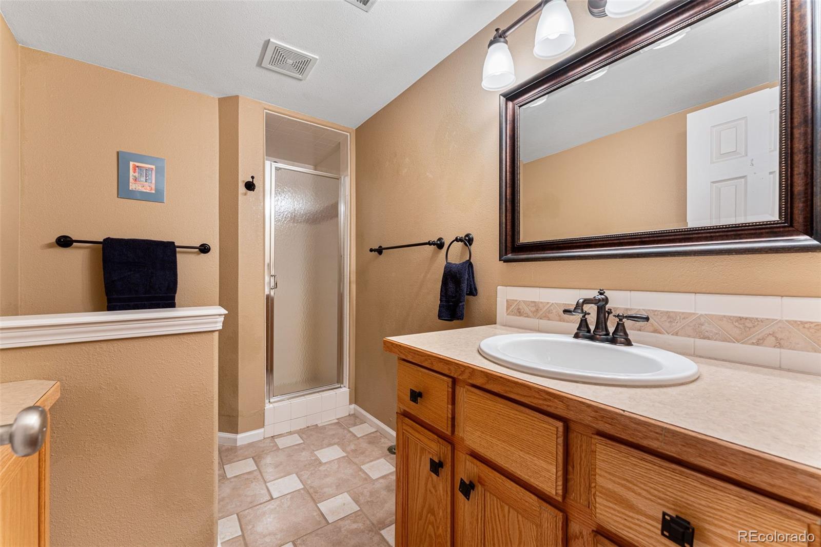 MLS Image #23 for 2551 s gilpin street,denver, Colorado