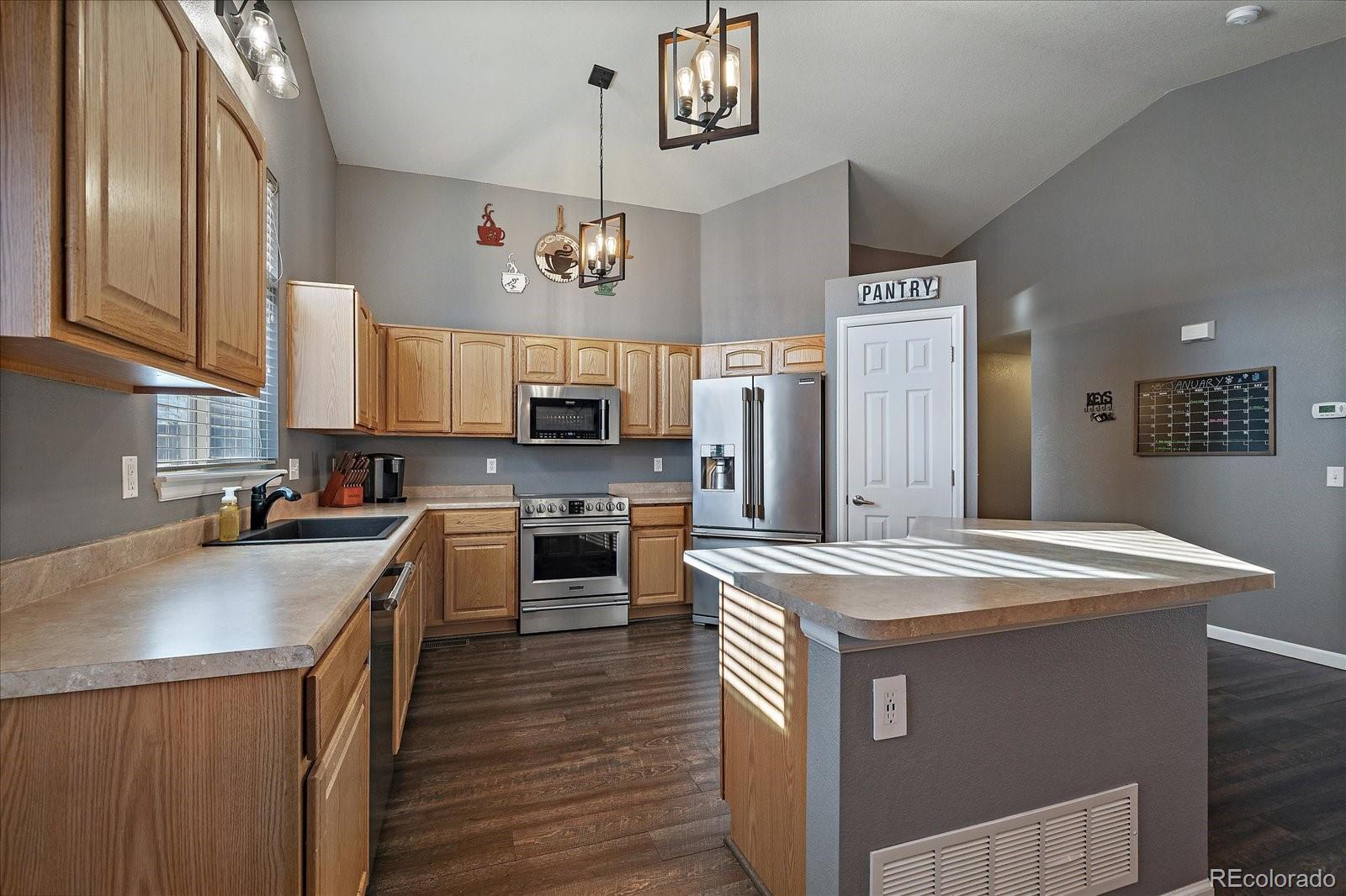 MLS Image #17 for 12590  prince creek drive,parker, Colorado