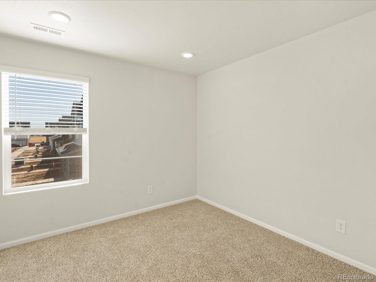 MLS Image #18 for 20972 e 66th avenue,aurora, Colorado