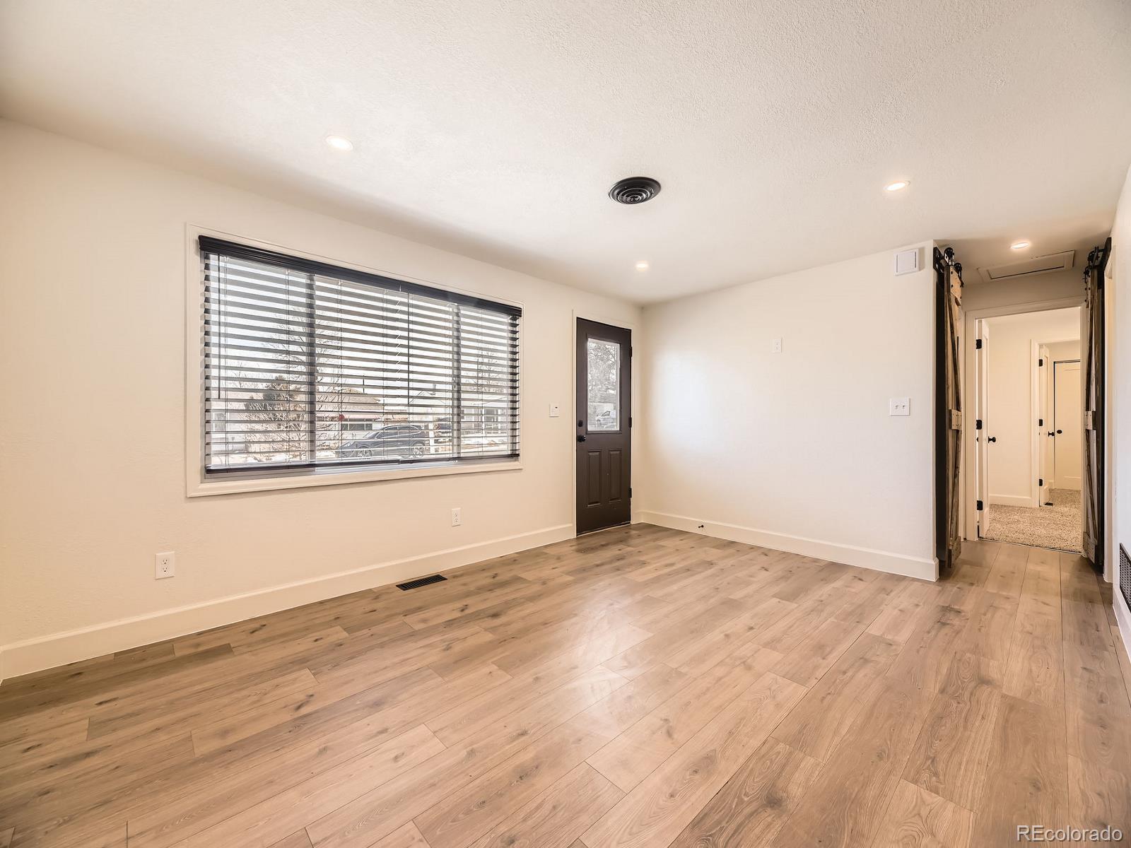 MLS Image #10 for 4035 s hazel court,englewood, Colorado