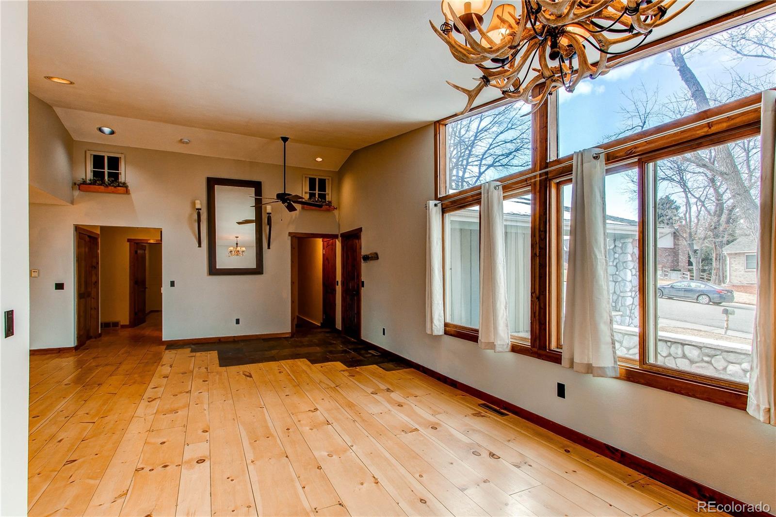 MLS Image #11 for 6066 s monaco way,centennial, Colorado