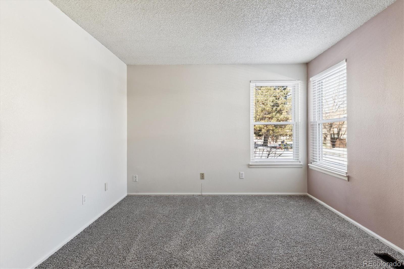 MLS Image #15 for 7820 w 87th drive,arvada, Colorado