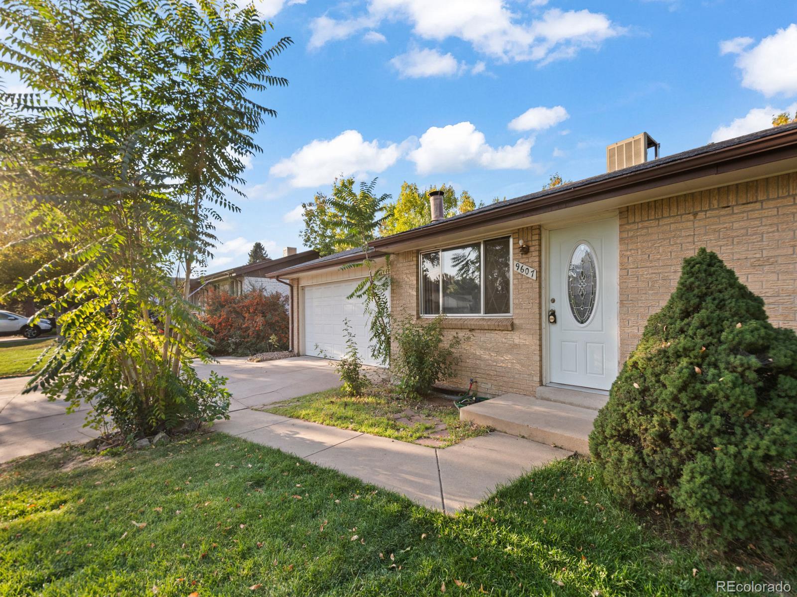 MLS Image #2 for 9607 w arizona avenue,lakewood, Colorado