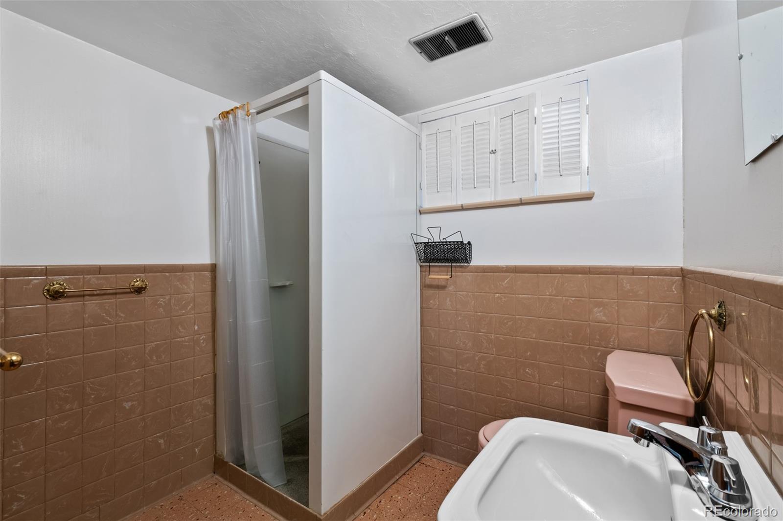 MLS Image #14 for 3615 s hibiscus way,denver, Colorado